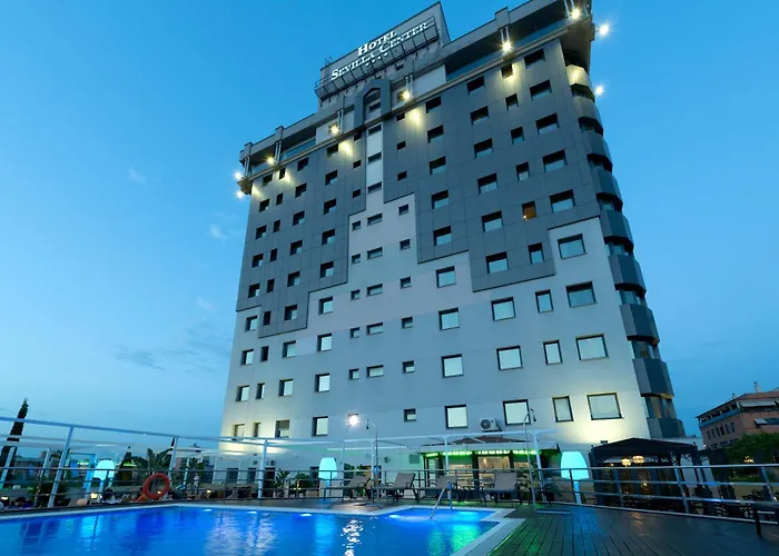 Hotel Sevilla Center